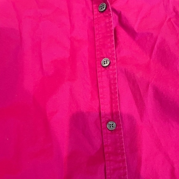 Talbots petite stretch button down blouse. Hot pink and pretty!!! Size 10 - Picture 4 of 4